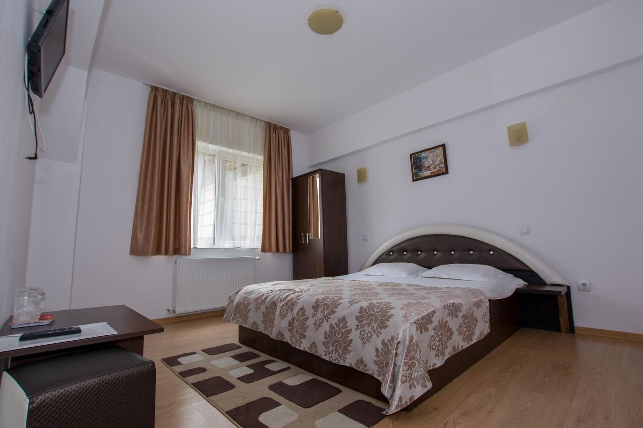 Complex Panoramic Hotel Ranca Ngoại thất bức ảnh